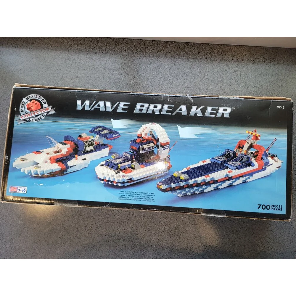 Mega Bloks ProBuilder Wave Breaker Ship Set 9745 700 Pieces w Box & Manual